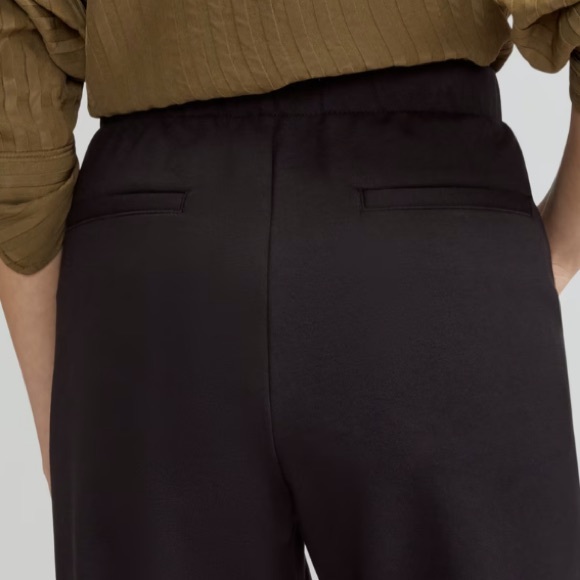 Everlane The Dream Pant - Picture 6 of 15